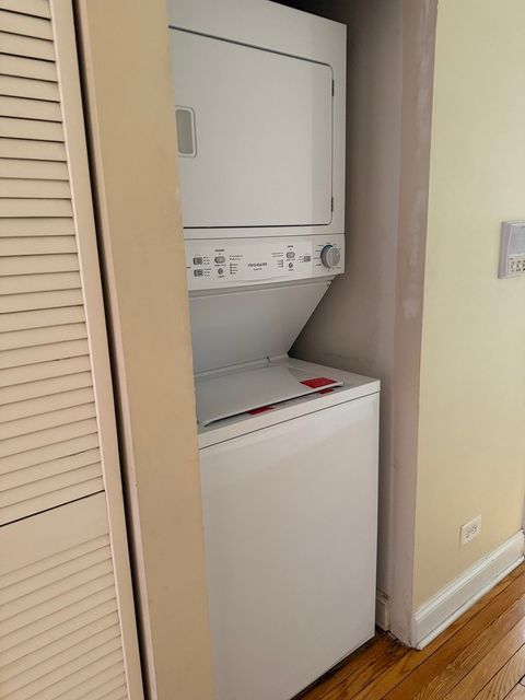 Tiny photo for 4027 W Crystal Street #2, Chicago, IL 60651 (MLS # 12530770)