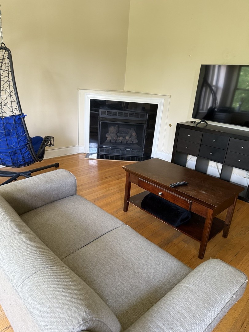 4027 W Crystal Street 2