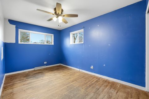 Tiny photo for 706 W JAMES Avenue, Villa Park, IL 60181 (MLS # 12536262)
