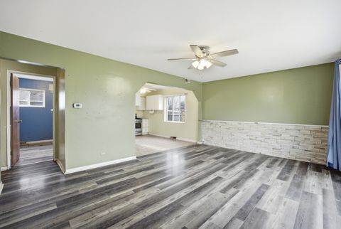 Tiny photo for 706 W JAMES Avenue, Villa Park, IL 60181 (MLS # 12536262)