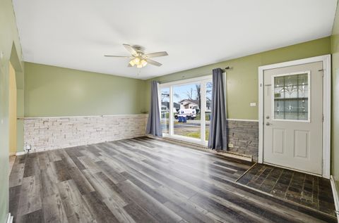 Tiny photo for 706 W JAMES Avenue, Villa Park, IL 60181 (MLS # 12536262)