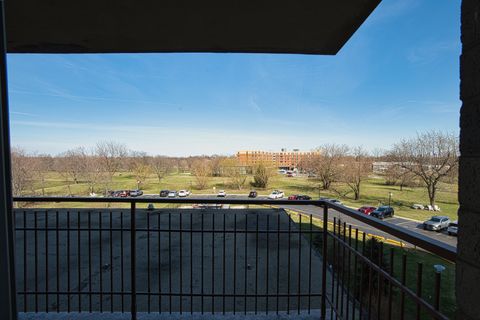 Tiny photo for 6833 N Kedzie Avenue #410, Chicago, IL 60645 (MLS # 12611398)