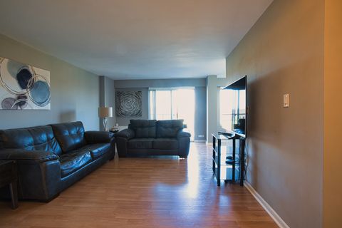 Tiny photo for 6833 N Kedzie Avenue #410, Chicago, IL 60645 (MLS # 12611398)