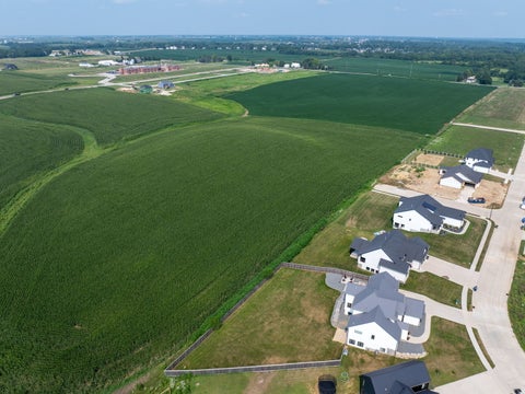 Tiny photo for 5492 Tucker Trail, Bettendorf, IA 52722 (MLS # 12714604)