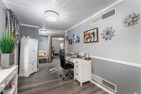 Tiny photo for 527 E Main Street, Ottawa, IL 61350 (MLS # 12494855)