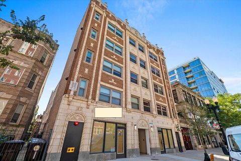 927 W Wilson Avenue 508 Chicago IL 60640