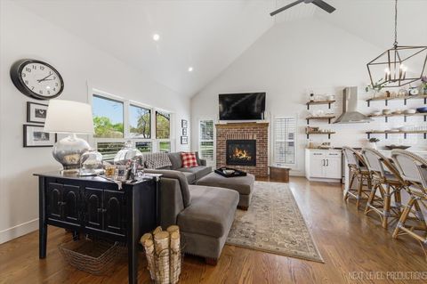 Tiny photo for 728 N Lincoln Avenue, Geneva, IL 60134 (MLS # 12627855)