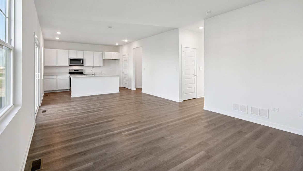 998 Emerald Drive