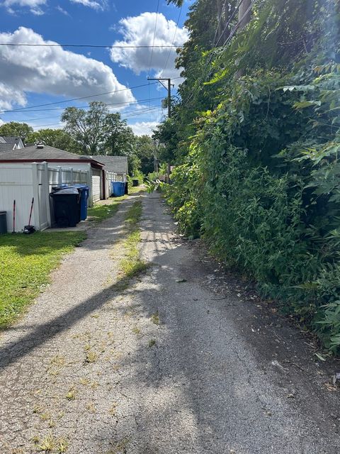 Tiny photo for 10217 S Wallace Street, Chicago, IL 60628 (MLS # 12467892)