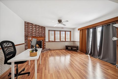 Tiny photo for 453 Longfellow Avenue, Deerfield, IL 60015 (MLS # 12552999)