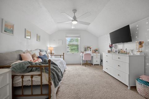 Tiny photo for 12 Boardwalk Circle, Bloomington, IL 61701 (MLS # 12646356)