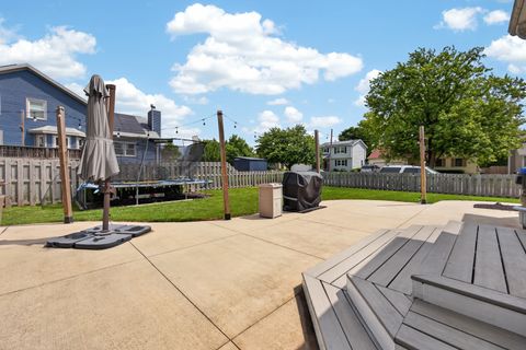 Tiny photo for 12 Boardwalk Circle, Bloomington, IL 61701 (MLS # 12646356)