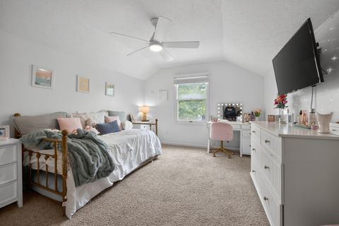 Tiny photo for 12 Boardwalk Circle, Bloomington, IL 61701 (MLS # 12646356)