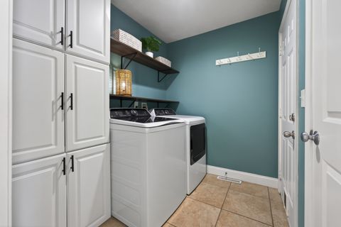 Tiny photo for 12 Boardwalk Circle, Bloomington, IL 61701 (MLS # 12646356)