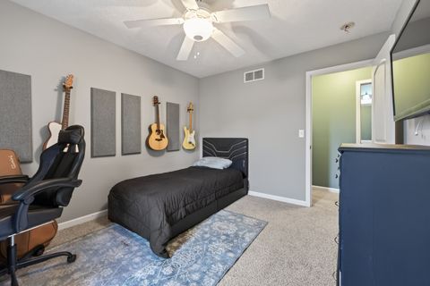 Tiny photo for 12 Boardwalk Circle, Bloomington, IL 61701 (MLS # 12646356)