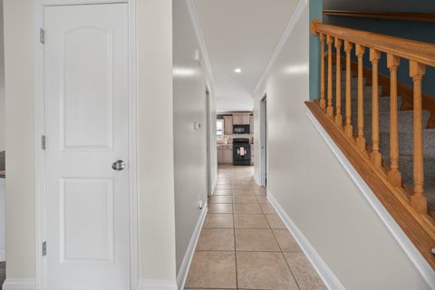 Tiny photo for 12 Boardwalk Circle, Bloomington, IL 61701 (MLS # 12646356)