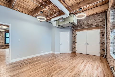 Tiny photo for 368 W Huron Street #2N, Chicago, IL 60654 (MLS # 12503372)