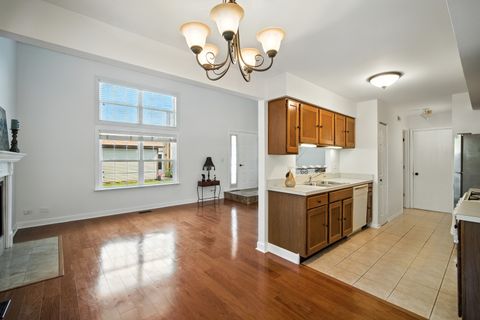 Tiny photo for 272 Juniper Circle, Streamwood, IL 60107 (MLS # 12446471)