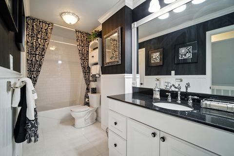 Tiny photo for 272 Juniper Circle, Streamwood, IL 60107 (MLS # 12446471)
