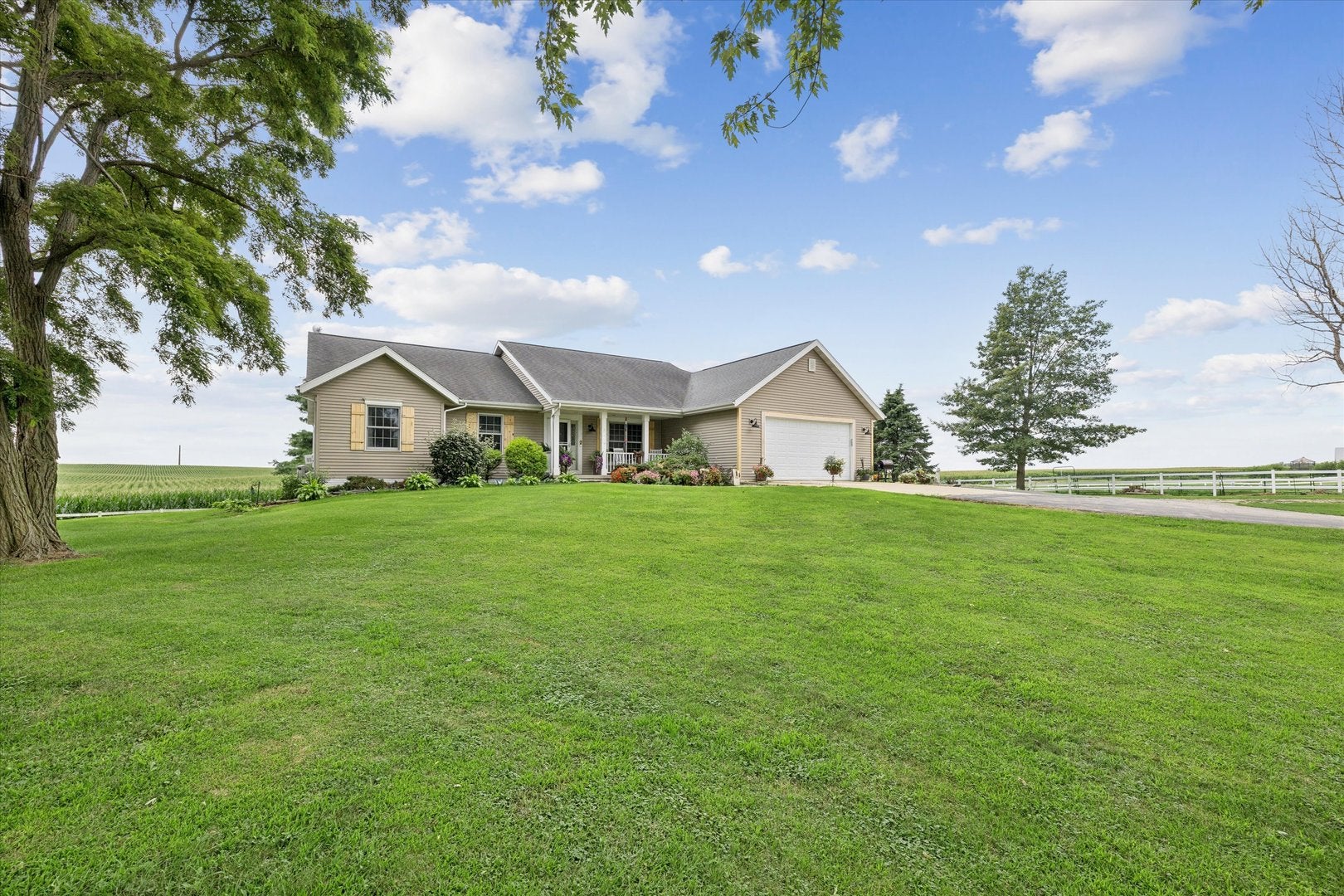 12433 Prairie Center Road