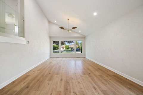Tiny photo for 1025 N KNIGHT Avenue, Park Ridge, IL 60068 (MLS # 12497417)