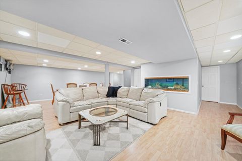 Tiny photo for Bensenville, IL 60106 (MLS # 12499865)