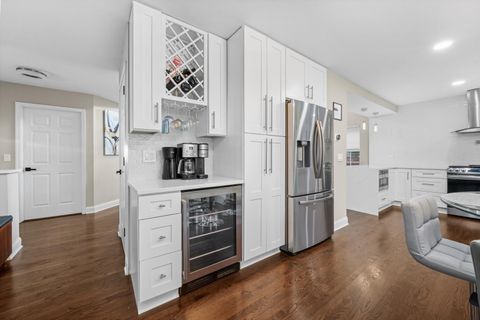 Tiny photo for Bensenville, IL 60106 (MLS # 12499865)