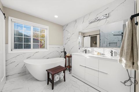 Tiny photo for Bensenville, IL 60106 (MLS # 12499865)