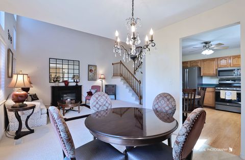 Tiny photo for 3338 Cottonwood Court, McHenry, IL 60051 (MLS # 12603847)