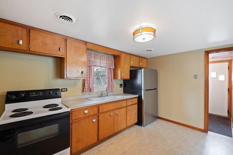 Tiny photo for 52 Hanson Drive, Bourbonnais, IL 60914 (MLS # 12493517)