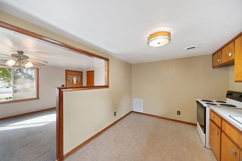 Tiny photo for 52 Hanson Drive, Bourbonnais, IL 60914 (MLS # 12493517)