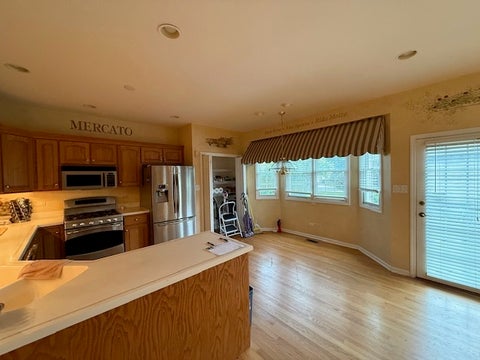 Tiny photo for 6407 Emerald Court, Willowbrook, IL 60527 (MLS # 12798149)