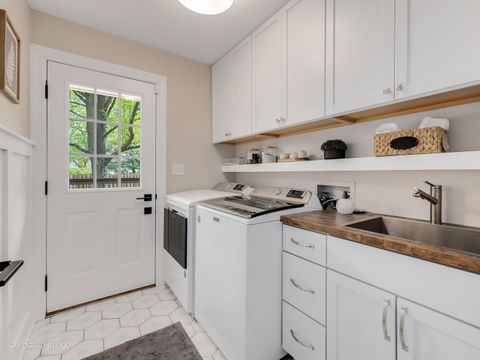 Tiny photo for 2017 Somerset Lane, Wheaton, IL 60189 (MLS # 12619848)
