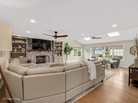 Tiny photo for 2017 Somerset Lane, Wheaton, IL 60189 (MLS # 12619848)