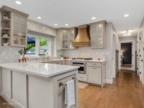 Tiny photo for 2017 Somerset Lane, Wheaton, IL 60189 (MLS # 12619848)