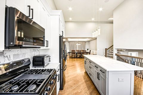 Tiny photo for 8200 S Normandy Avenue, Burbank, IL 60459 (MLS # 12515436)