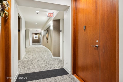 Tiny photo for 501 N Clinton Street #704, Chicago, IL 60654 (MLS # 12761849)