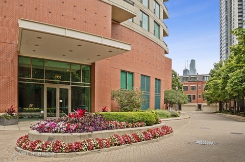 Tiny photo for 501 N Clinton Street #704, Chicago, IL 60654 (MLS # 12761849)