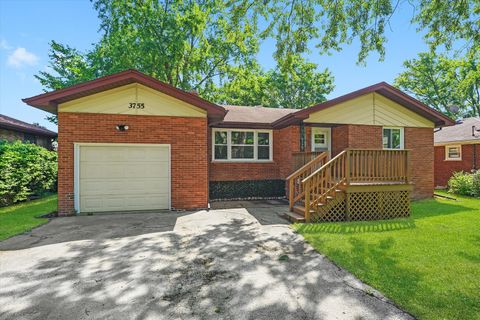 Photo of 3755 EMERALD Avenue, Steger, IL 60475 (MLS # 12458214)