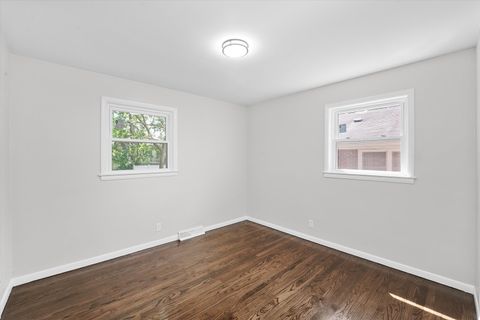 Tiny photo for 3755 EMERALD Avenue, Steger, IL 60475 (MLS # 12458214)