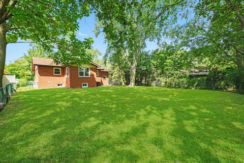 Tiny photo for 3755 EMERALD Avenue, Steger, IL 60475 (MLS # 12458214)