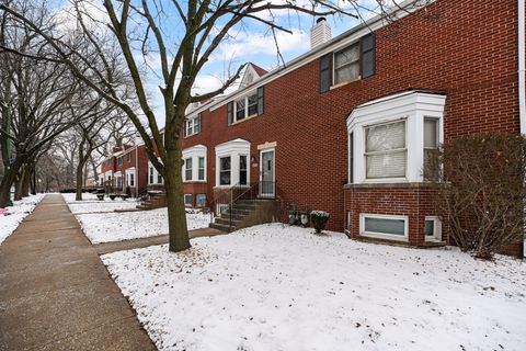Tiny photo for 1602 W 103rd Street, Chicago, IL 60643 (MLS # 12549467)