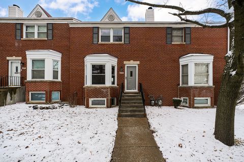 Photo of 1602 W 103rd Street, Chicago, IL 60643 (MLS # 12549467)