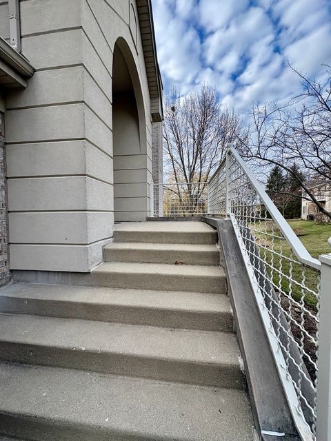 Tiny photo for 30 Beaconsfield Court #30, Lincolnshire, IL 60069 (MLS # 12608052)