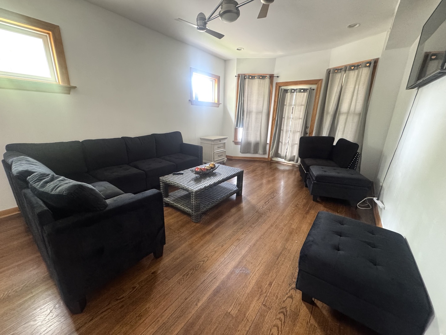 143 E 111th Street