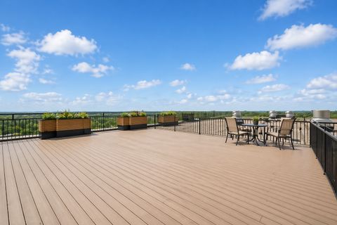 Tiny photo for 1 Renaissance Place #720, Palatine, IL 60067 (MLS # 12625704)