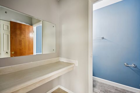 Tiny photo for 1331 S Finley Road #413, Lombard, IL 60148 (MLS # 12617328)