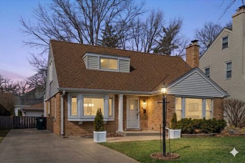 1104 S LINCOLN Avenue Park Ridge IL 60068