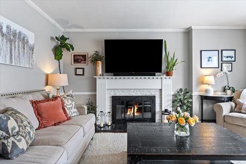 Tiny photo for 1104 S LINCOLN Avenue, Park Ridge, IL 60068 (MLS # 12596249)