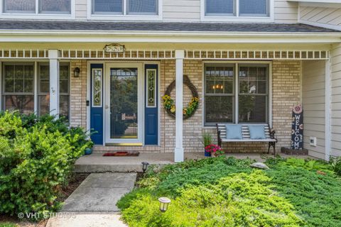 Tiny photo for 723 Queens Gate Circle, Sugar Grove, IL 60554 (MLS # 12499511)